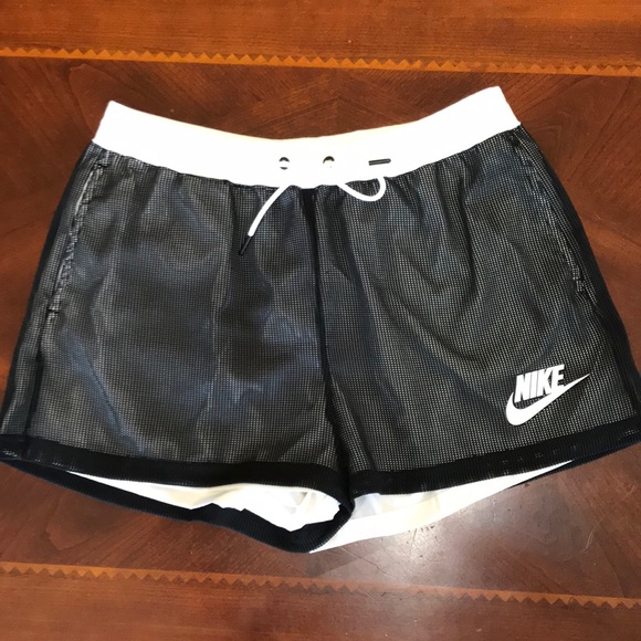 Nike Pants - NWT Nike Black Outer Mesh Shorts